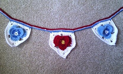 Jubilee Pansy Flower Bunting - Crochet Pattern