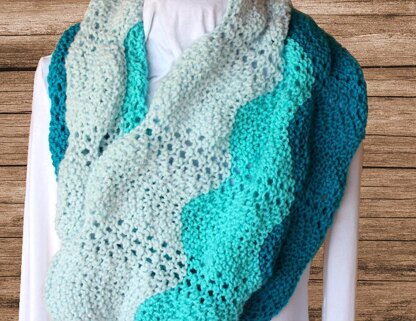 Lace Ripple Cowl