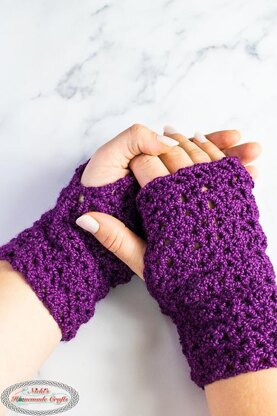 Enchanted Fingerless Gloves