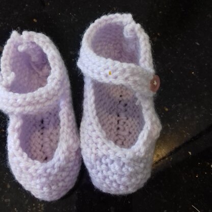 Mary Jane baby girl shoes.