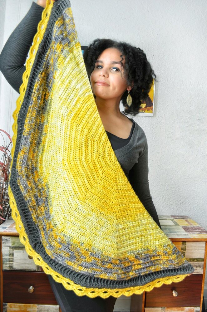 Wool shawl ''Spanish