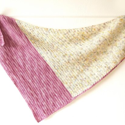 Rhubarb Crumble Shawl