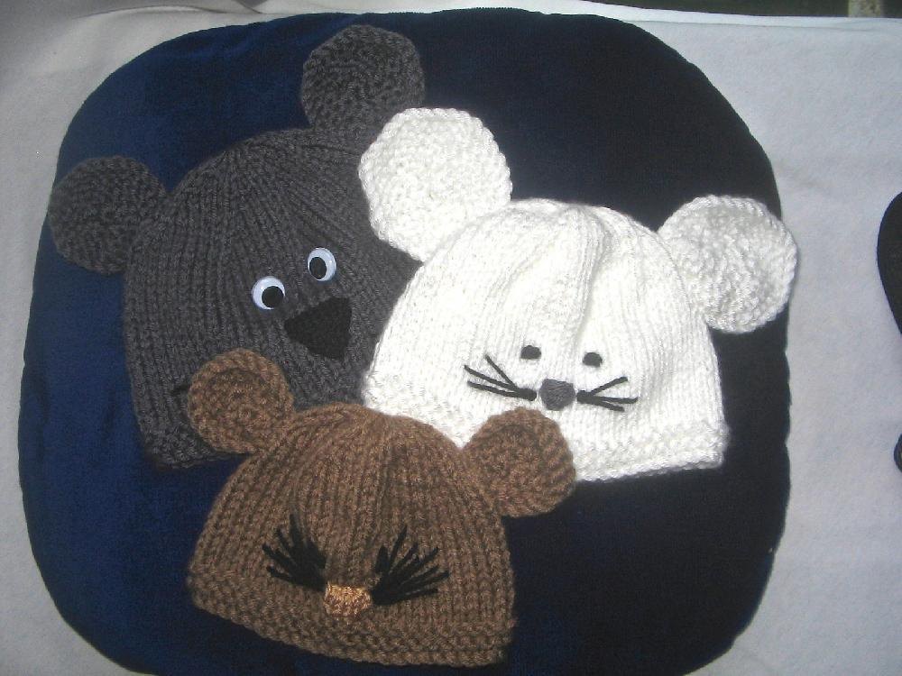 Rat Hat Knitting pattern by Rian Anderson | LoveCrafts