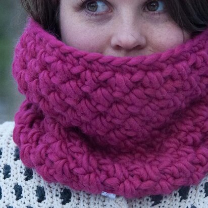 Infinity Cowl