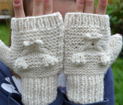 Fingerless Frog Mittens