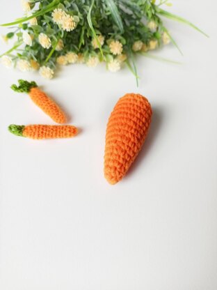 Little carrot, amigurumi food pattern