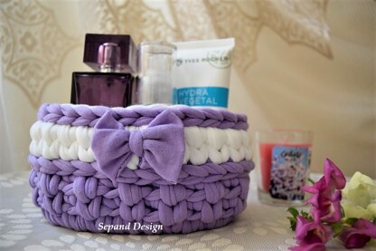 purple tshirt yarn basket