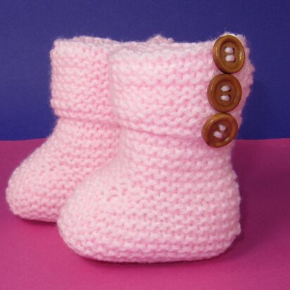 Easy Baby 3 Button Garter Stitch  Booties