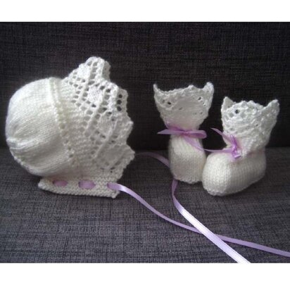 Maisie Bonnet & Booties Set (4-ply)