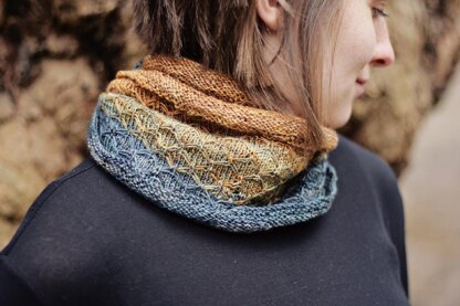 Patina Cowl