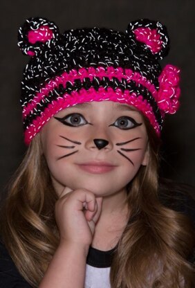 Glam Black Cat Hat in Red Heart Reflective - LW4447