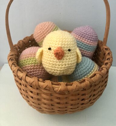 Crochet Reversible Easter Egg and Chick Pattern