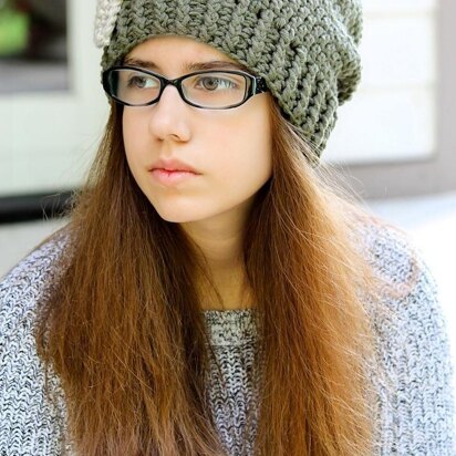 Slouchy Hat and Bow Crochet Pattern 381