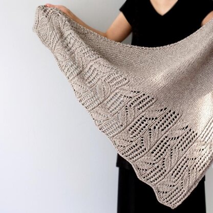 Ashley triangular shawl