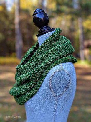 Lansdowne Cowl