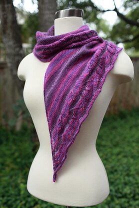 Lovely Leaves Shawl