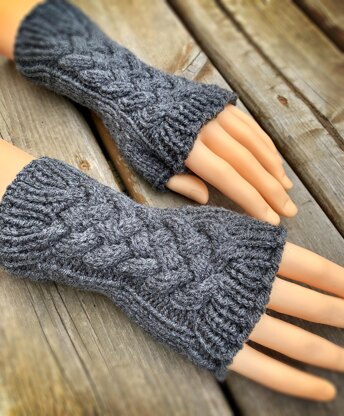 Cable Fingerless Gloves or Mitts