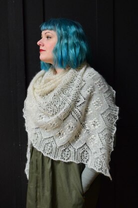 Shawl for an Art Lover