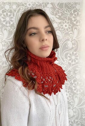 Scarlet's Lace Neckwarmer