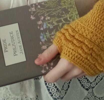 Austen Fingerless Gloves