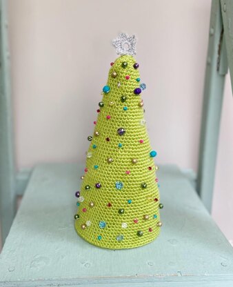 Beaded Amigurumi Christmas Tree