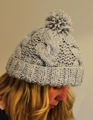 Storm Cable Pom-Pom Hat