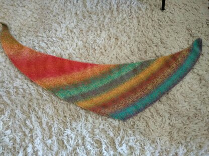 Triangular shawl