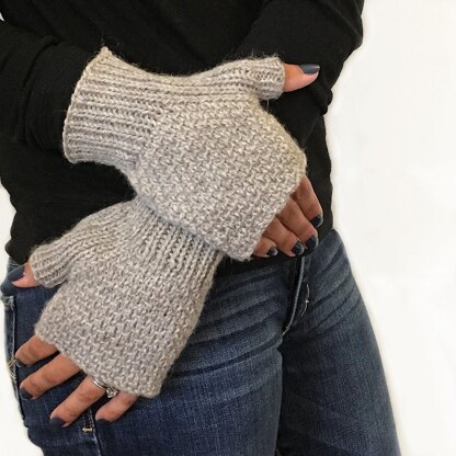 Worsted Badlands Mitts