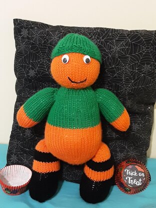 Cuddly Pumpkin Head Toy to Knit for Halloween