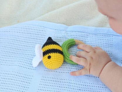 Bee crochet pattern baby rattle toy Amigurumi pattern teether ring