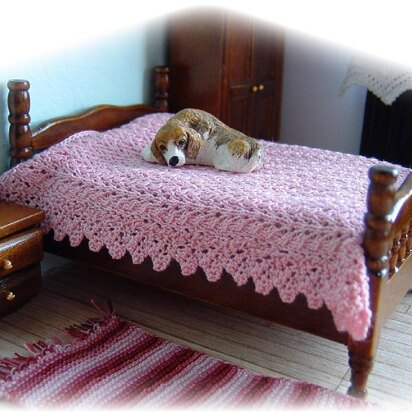 1:24th scale Lace bedspread and blanket