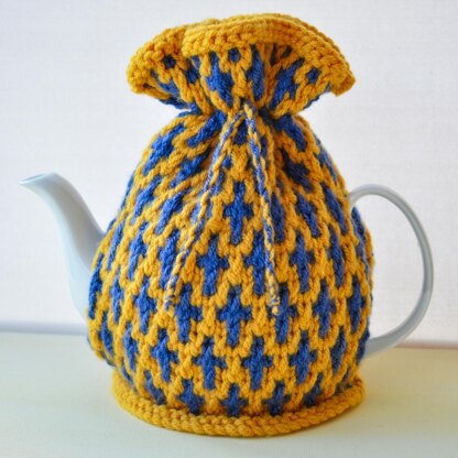 Medieval Cross 4 Cup Teapot Cosy Knitting Pattern