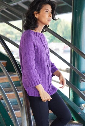 Cascade Yarns W761 Oversized Cabled Raglan (Free)