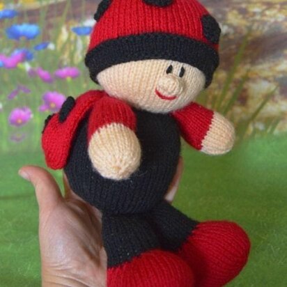 Ladybird Baby - knitting pattern