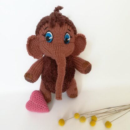 Original Knitting Pattern - Knit a baby mammoth with a heart, height 7.8 inc