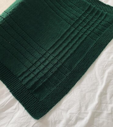 Crossed Corner Blanket