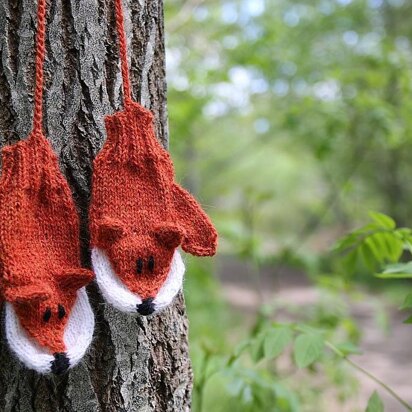 Foxy mittens