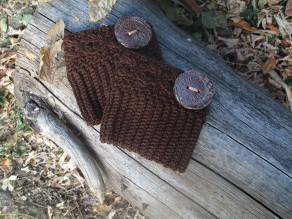 Cabled Bootcuff