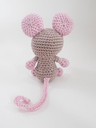 Amigurumi Mouse Crochet Pattern