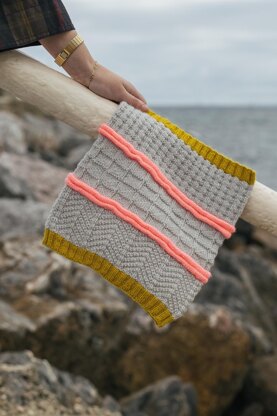 Port Vell Cowl