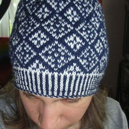 Snow argyle beanie