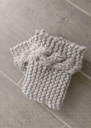 Chunky Cable Knit Boot Cuff Pattern