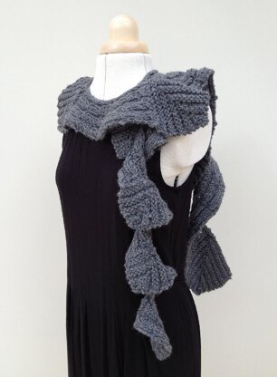 Curves & Corners Scarf