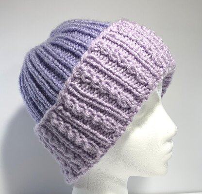 Two Tone Mini Cable Hat