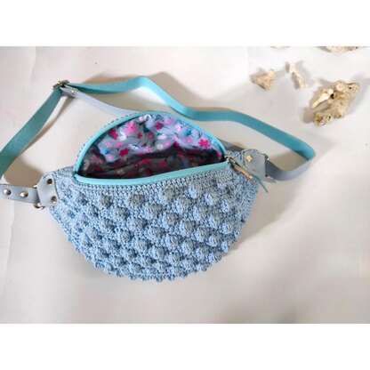 How to Crochet a Bum Bag crochet hip bag crochet waist bag