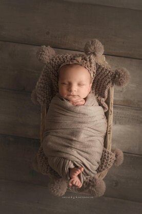 Pom Pom Baby Blanket, Newborn Blanket