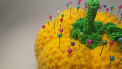 Pin cushion crochet pattern