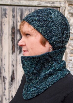 Seaford Cowl