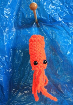 Finger-fighting Stitched Squid