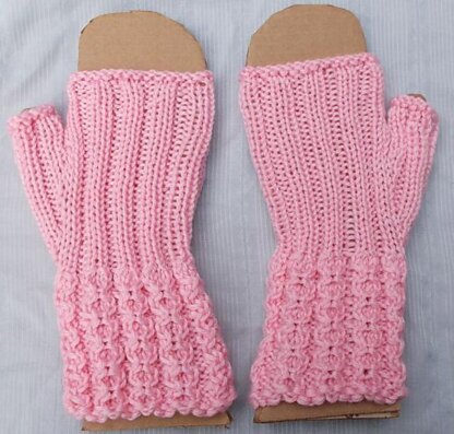 Fancy Ribbed Mitts